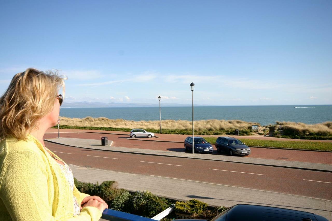Stunning Beach Front House - Sleeps 6 Pwllheli Zewnętrze zdjęcie
