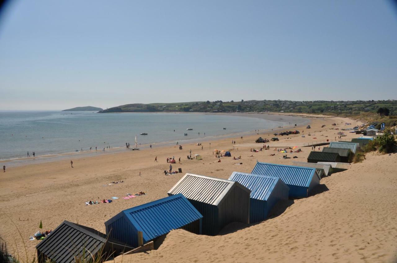 Stunning Beach Front House - Sleeps 6 Pwllheli Zewnętrze zdjęcie