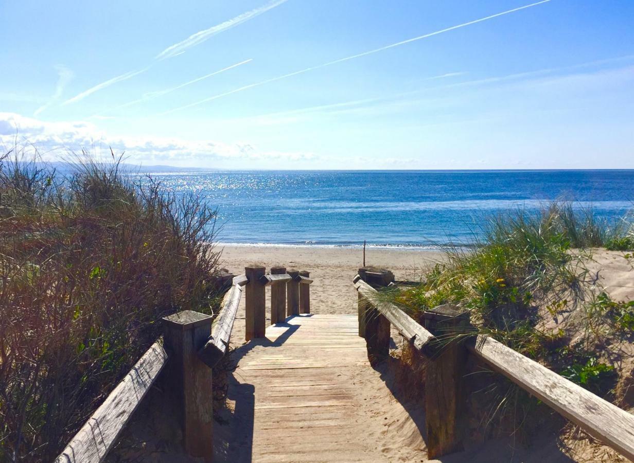 Stunning Beach Front House - Sleeps 6 Pwllheli Zewnętrze zdjęcie