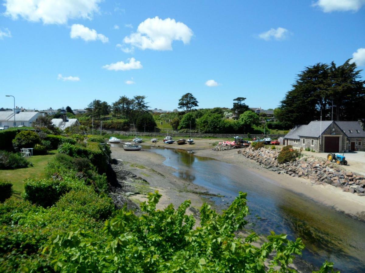 Stunning Beach Front House - Sleeps 6 Pwllheli Zewnętrze zdjęcie